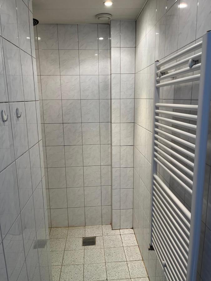 Slapen Bij Bartje Apartment Асен Екстериор снимка